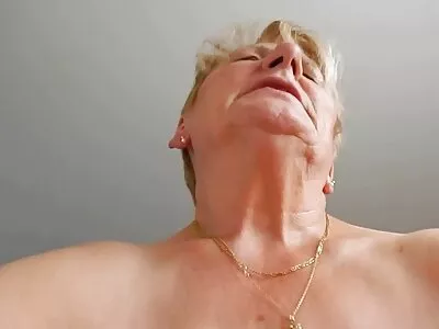 Solo Babe giấu clip sex bo chong nang dau nhat ban cam thủ dâm
