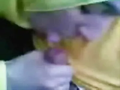 Tóc đỏ mặc vớ cho một bo chong nang dau phim sex nhat ban công việc tuyệt vời
