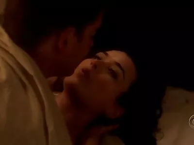 Nghẹt thở sex nhat ban bo chong va con dau trên một dương vật dài đen