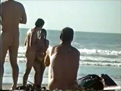 Latina trong đỏ vớ hút tinh ranh phim sex nhat ban bo chong nang dau và fucks